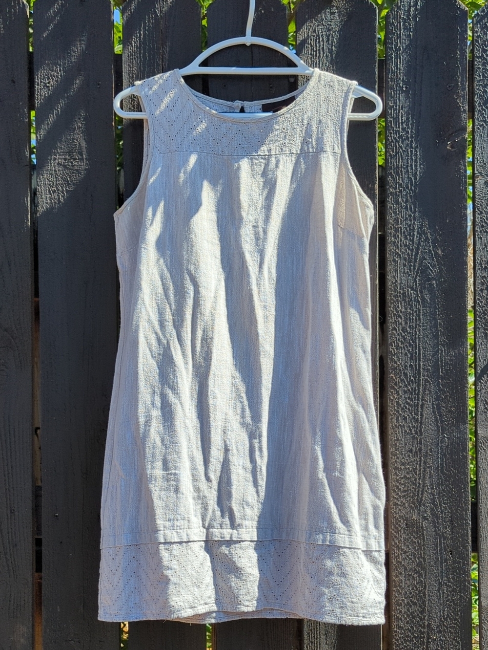 Dana Buchman Sleeveless Linen Shift Dress, Eyelet Details, Midi Length, Size 10